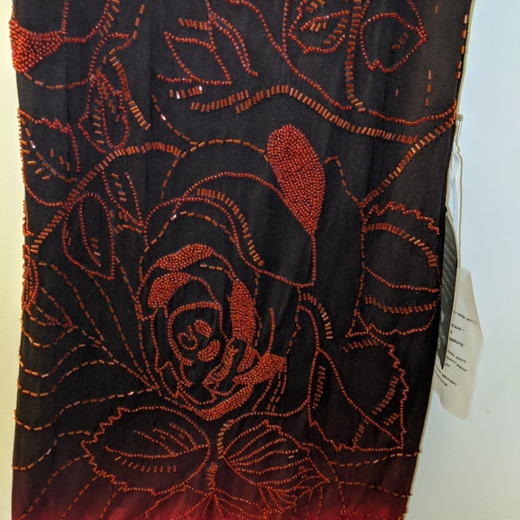 BEBE Dess - Picture 2 of 7